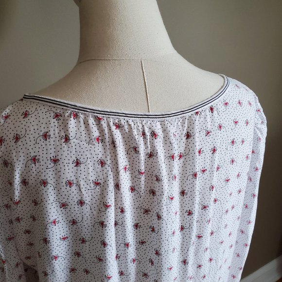 Max Studio Long sleeve floral smocked top Large - Picture 5 of 10